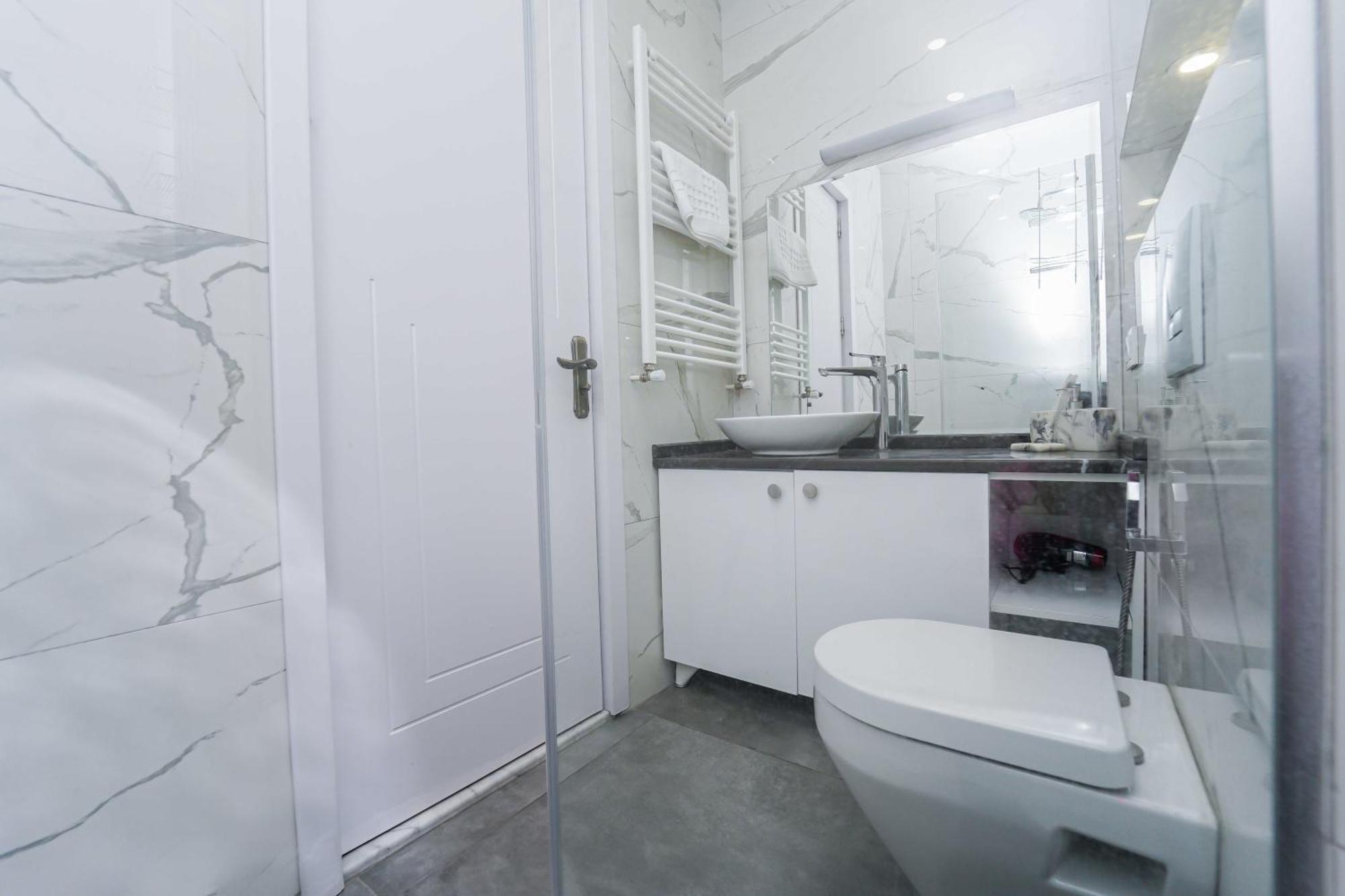 Hotel Type Rooms On Avenue Melikishvili, City Center تبليسي المظهر الخارجي الصورة