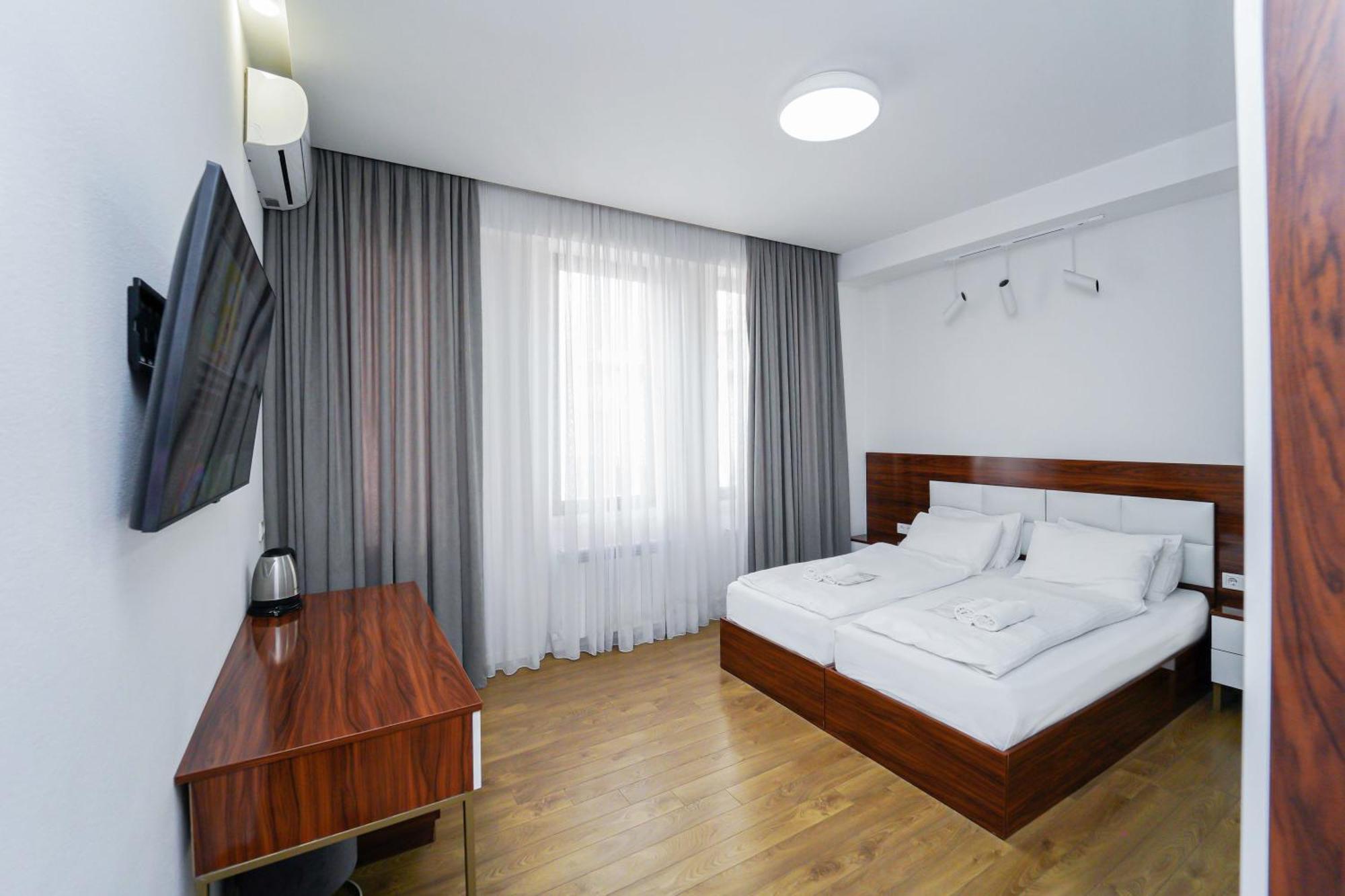 Hotel Type Rooms On Avenue Melikishvili, City Center تبليسي المظهر الخارجي الصورة